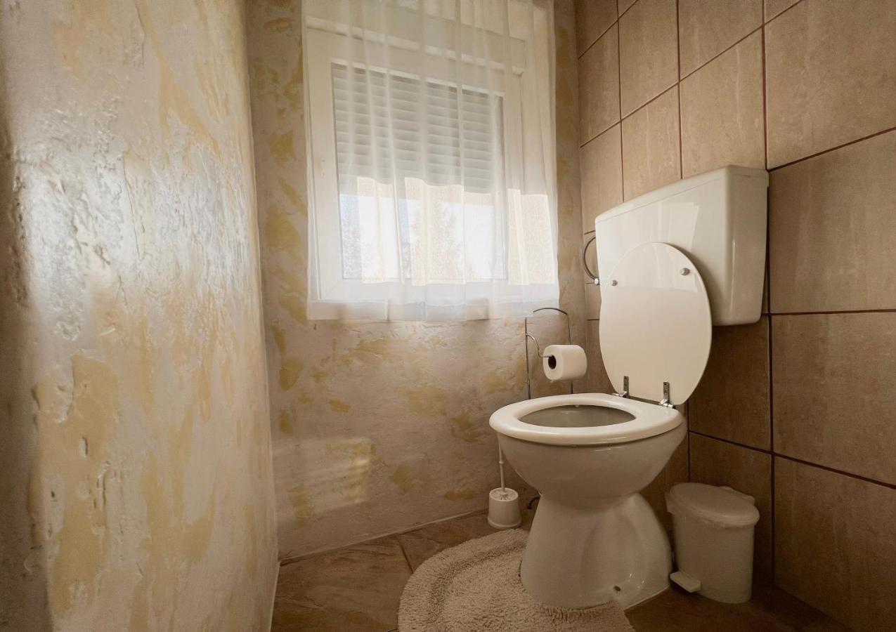 Rooms Mirabella Rakovica Exterior foto